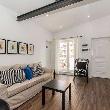 Apartment Near The Beach With Big Terrace Setúbal Esterno foto